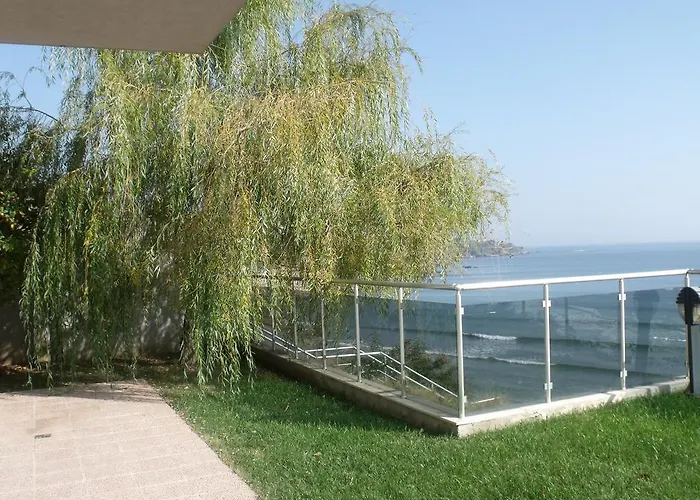 Дом отдыха The House